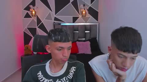 JuanSteven online show from February 11, 12:14 am