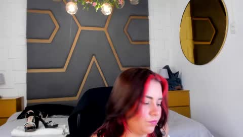 Juana Valkiria online show from June 2, 3:19 am