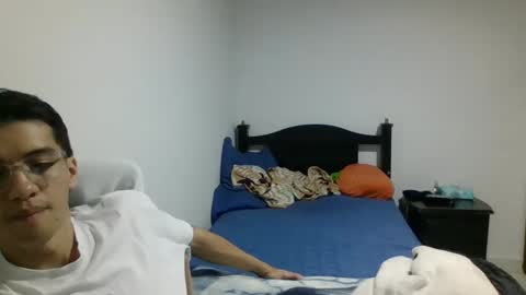 juanboytw online show from February 9, 12:28 am