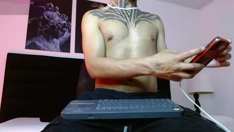 juancamilo66_ online show from February 28, 5:15 am
