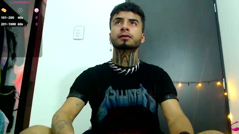 juancamilo66_ online show from March 10, 4:38 am