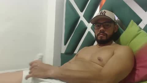 juanfe_style online show from September 22, 9:30 pm