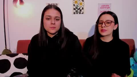 juanitaaa_ online show from June 2, 4:47 am
