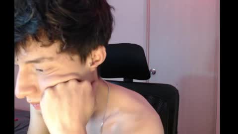 juanmres online show from November 10, 4:15 am