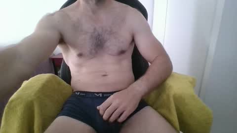 Snapshot of jubestfriend chatting on October 4, 10:46 am B-Balls online show from October 4, 10:46 am