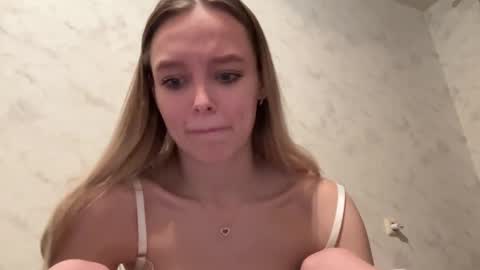 alexa online show from February 22, 3:14 pm