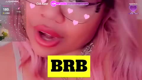 Snapshot of juicy_elenxx chatting on February 6, 9:28 pm EleN online show from February 6, 9:28 pm