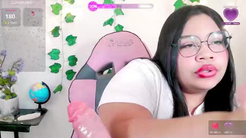 Snapshot of juicy_elenxx chatting on January 24, 5:42 am EleN online show from January 24, 5:42 am