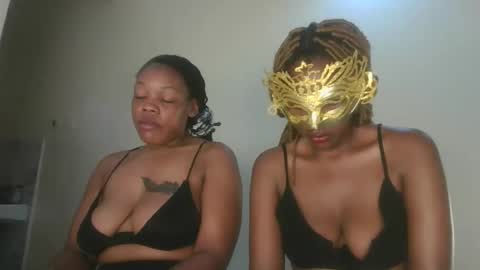 Juicey lovely online show from April 13, 6:23 pm