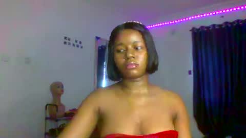 Snapshot of juicy_pussy1122 chatting on September 19, 10:08 am Emily online show from September 19, 10:08 am