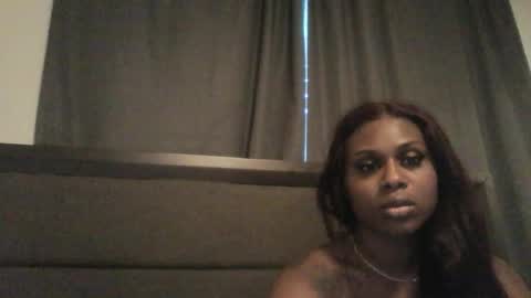 JuicyExotic online show from November 18, 2:31 pm