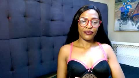 Miss Kay online show from December 4, 7:13 pm