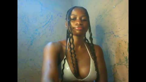 juicypiexx online show from November 14, 2:25 am