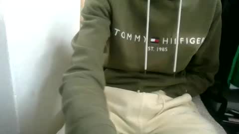 juju78juju online show from March 4, 8:02 am