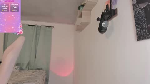 Juliana online show from March 1, 10:31 pm