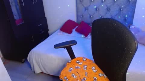 Snapshot of juli_69 chatting on March 6, 11:53 pm Juliana Torres online show from March 6, 11:53 pm