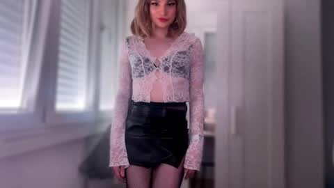 Julia online show from April 16, 2:06 pm