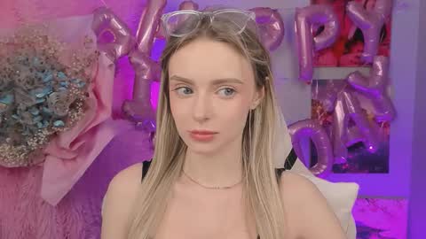 Julia online show from September 15, 12:06 pm