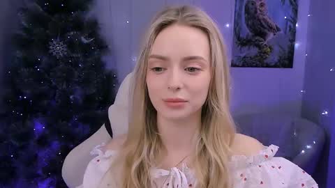 Julia online show from January 13, 2:58 pm