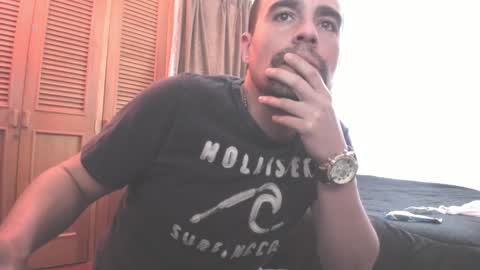 JULIAN KNOX online show from December 4, 9:36 pm