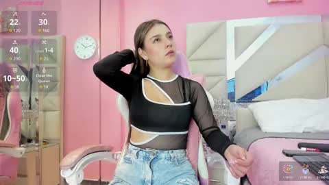 juliana_diamond_ online show from March 17, 3:11 am