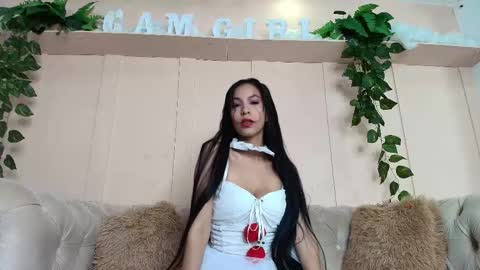 Juli  online show from October 31, 12:27 pm