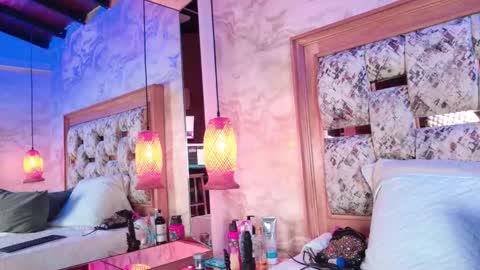 Snapshot of juliana_mendez25 chatting on September 23, 7:42 pm juliana_mendez25 online show from September 23, 7:42 pm