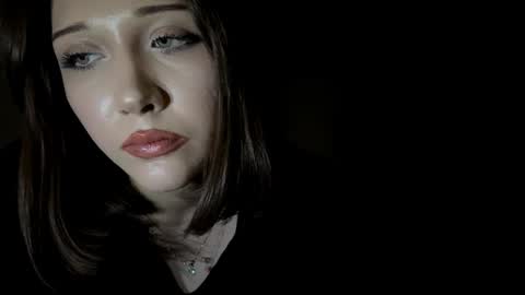 Kira online show from April 5, 4:26 pm