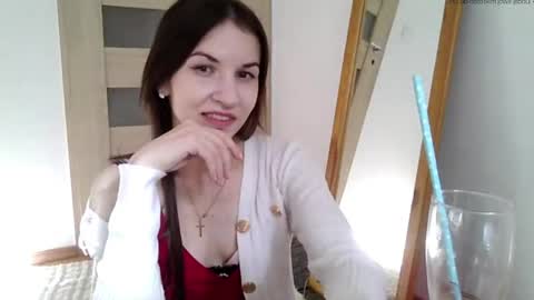 Julia online show from May 27, 3:42 pm