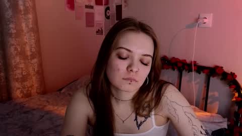 julidropp online show from March 19, 6:35 pm