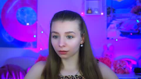 juliedaniel online show from October 23, 8:49 am