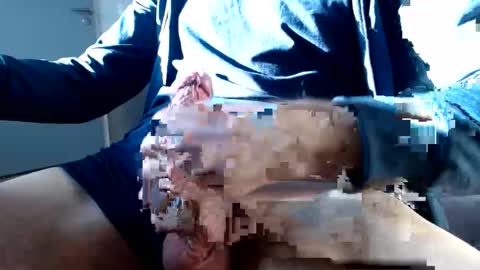 juliendif online show from March 30, 4:07 pm