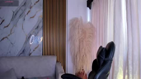Julien online show from May 31, 4:17 pm