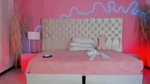 Julieta  online show from February 16, 12:14 pm