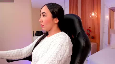     online show from March 4, 9:56 pm