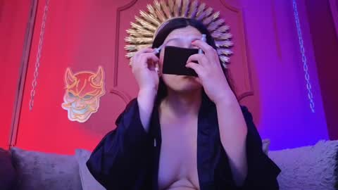  Julieta  online show from November 4, 11:55 am