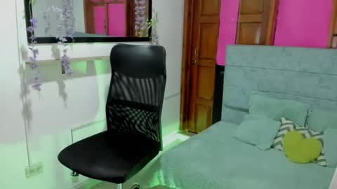 julieta_star69 online show from May 21, 2:07 am
