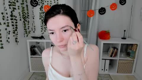 Julieta or Jully online show from October 31, 5:41 am