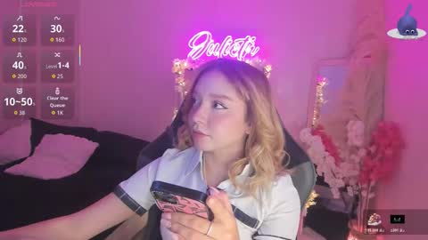 Julieth online show from February 3, 9:41 pm