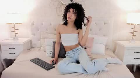 julietta    online show from March 24, 12:22 pm