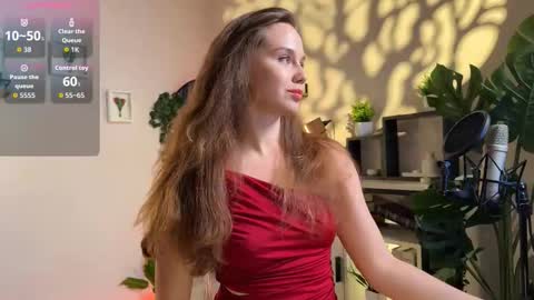 Snapshot of juliette_junson chatting on September 19, 12:42 pm Julie online show from September 19, 12:42 pm