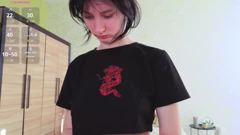 Snapshot of julissweet chatting on October 19, 9:25 am Asmodeus online show from October 19, 9:25 am