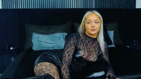 Julia online show from January 8, 11:16 am