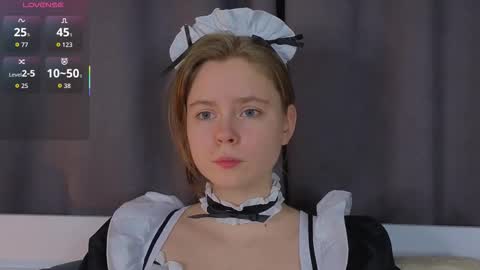 Julie online show from November 30, 5:53 pm