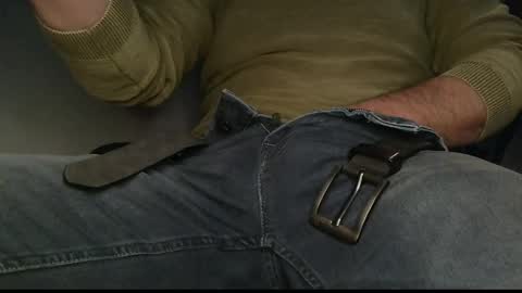 Gregor online show from April 6, 6:31 pm