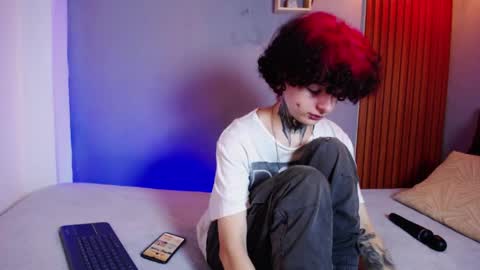 JuneBlake  online show from April 1, 2:03 pm