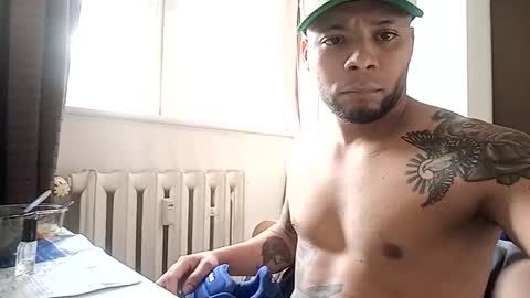 junior1033760 online show from April 7, 3:36 pm