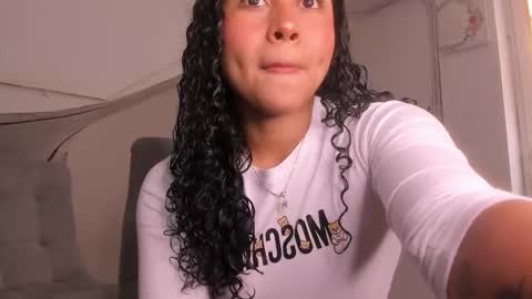 Snapshot of juphiteer chatting on October 1, 3:11 pm viviana sasha online show from October 1, 3:11 pm
