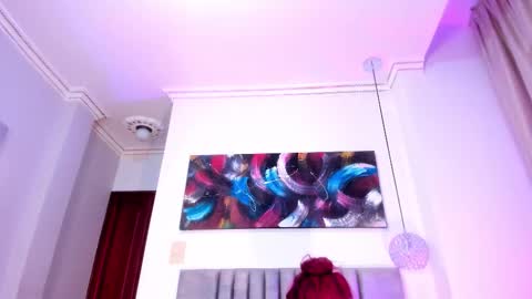 Jupiter Fox online show from November 26, 1:36 am