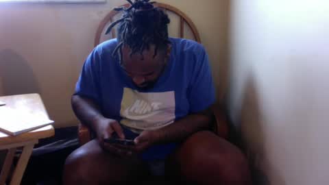 Snapshot of just2real chatting on February 22, 8:20 pm Real online show from February 22, 8:20 pm